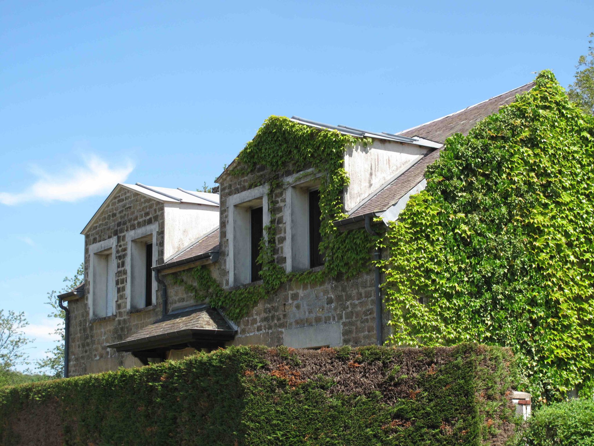 Salle Des Fetes Rue Jean Jaures Vivier Au Court